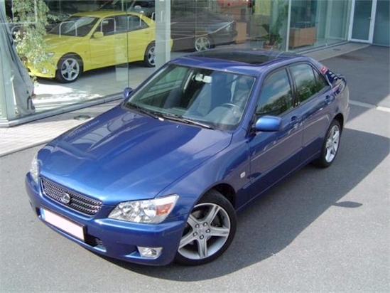 lexus przód.jpg